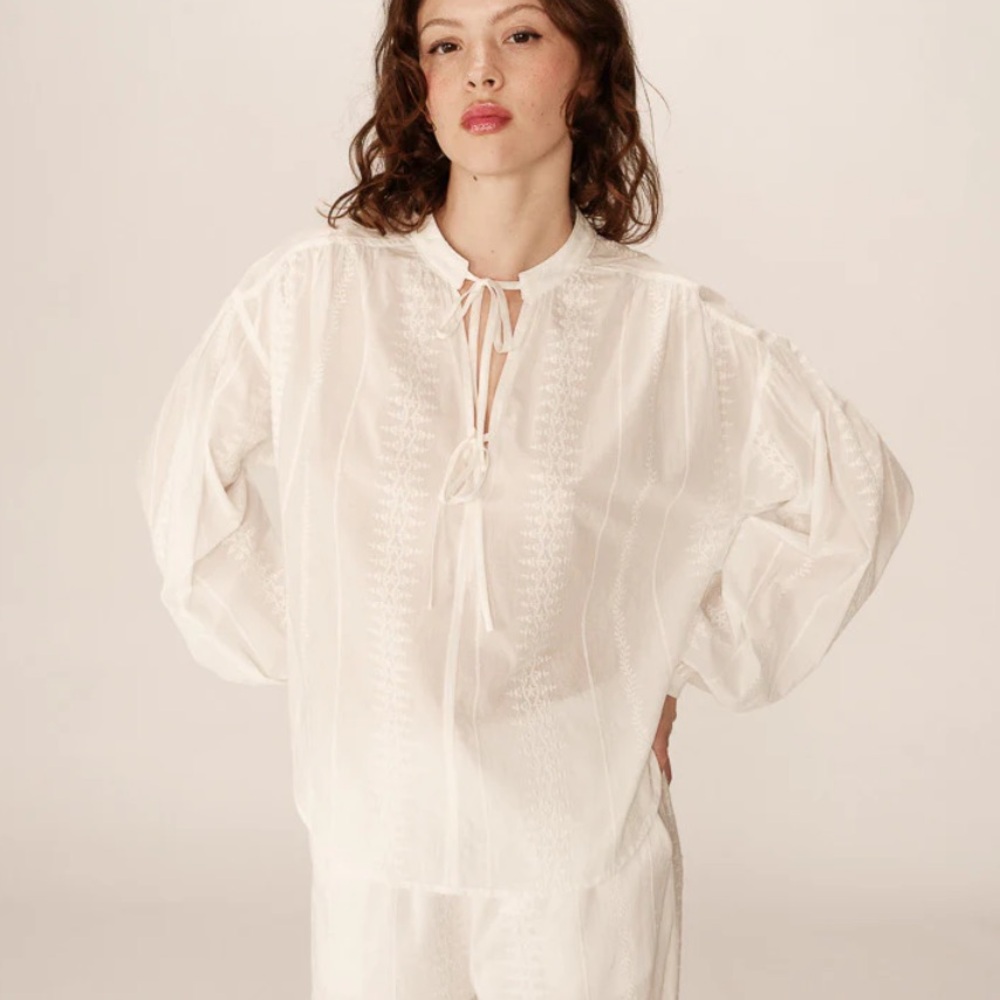 GRACE & MILA
PERSIA BLOUSE ECRU
Regular price $129.00
